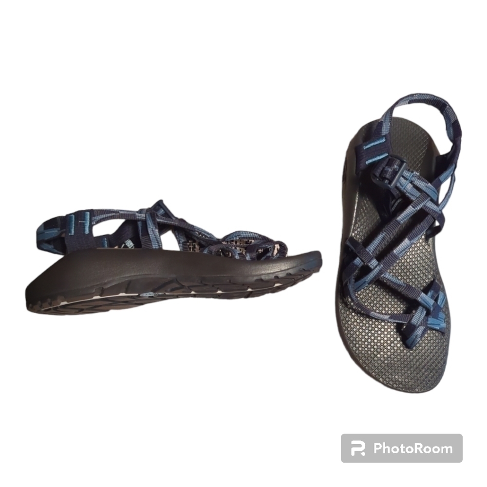 Chaco Women's Sandal JCH108068 nave and black excellent condition - Picture 3 of 4